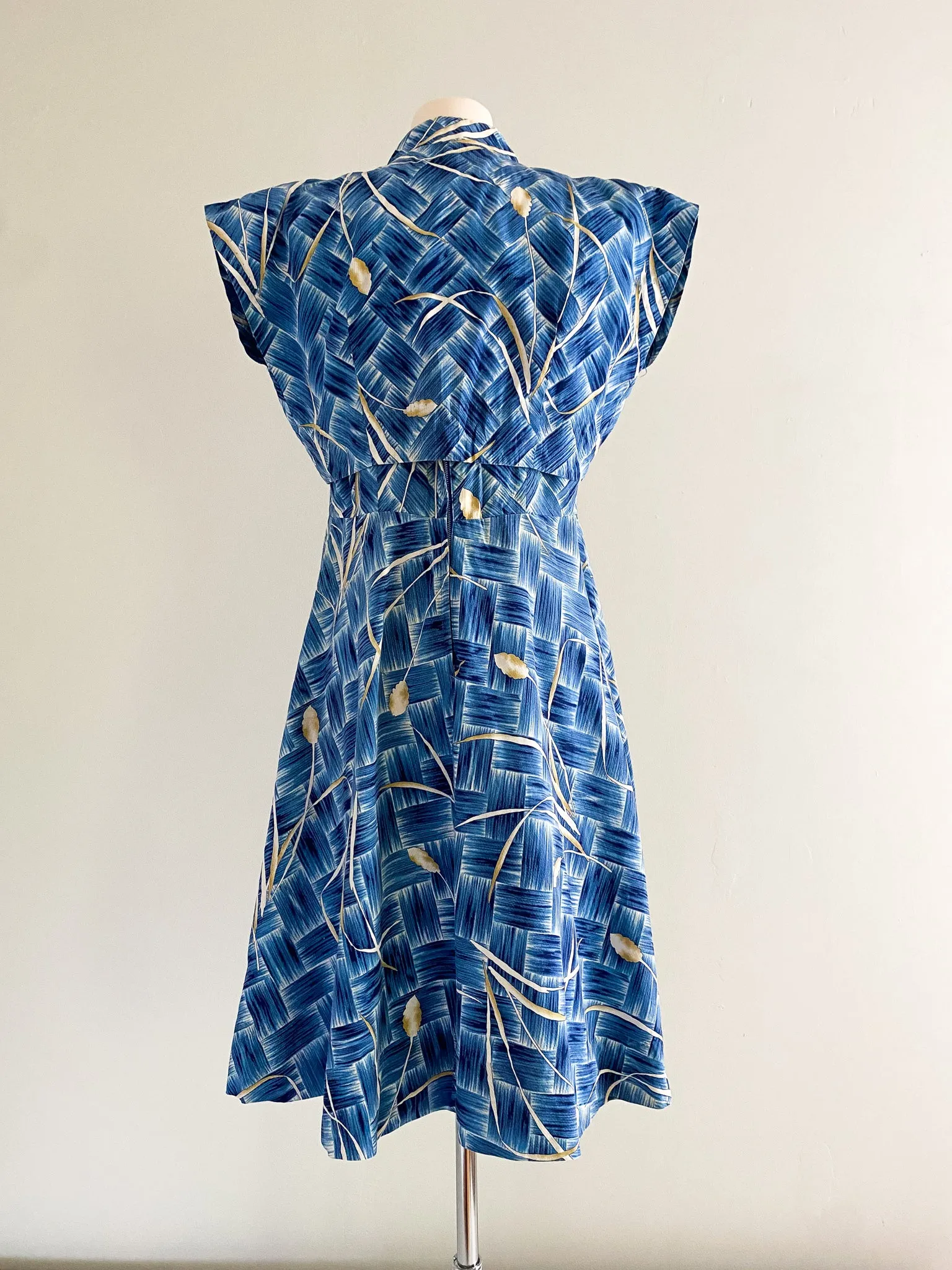 1950's Blue Hawaiian Wheat Print Cotton Dress with Cropped Jacket / Sz L