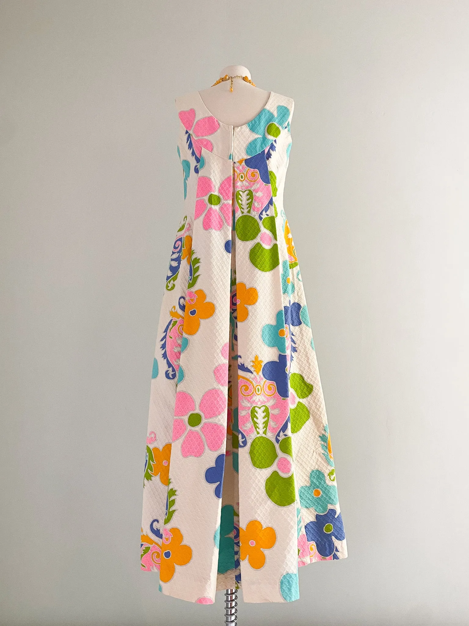 1960's Tori Richard Honolulu Floral Cotton Maxi Dress / Sz M/L