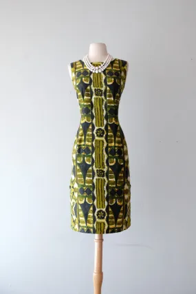 Adorable 1960's Olive & Moss Green Hawaiian Dress/ Sz M