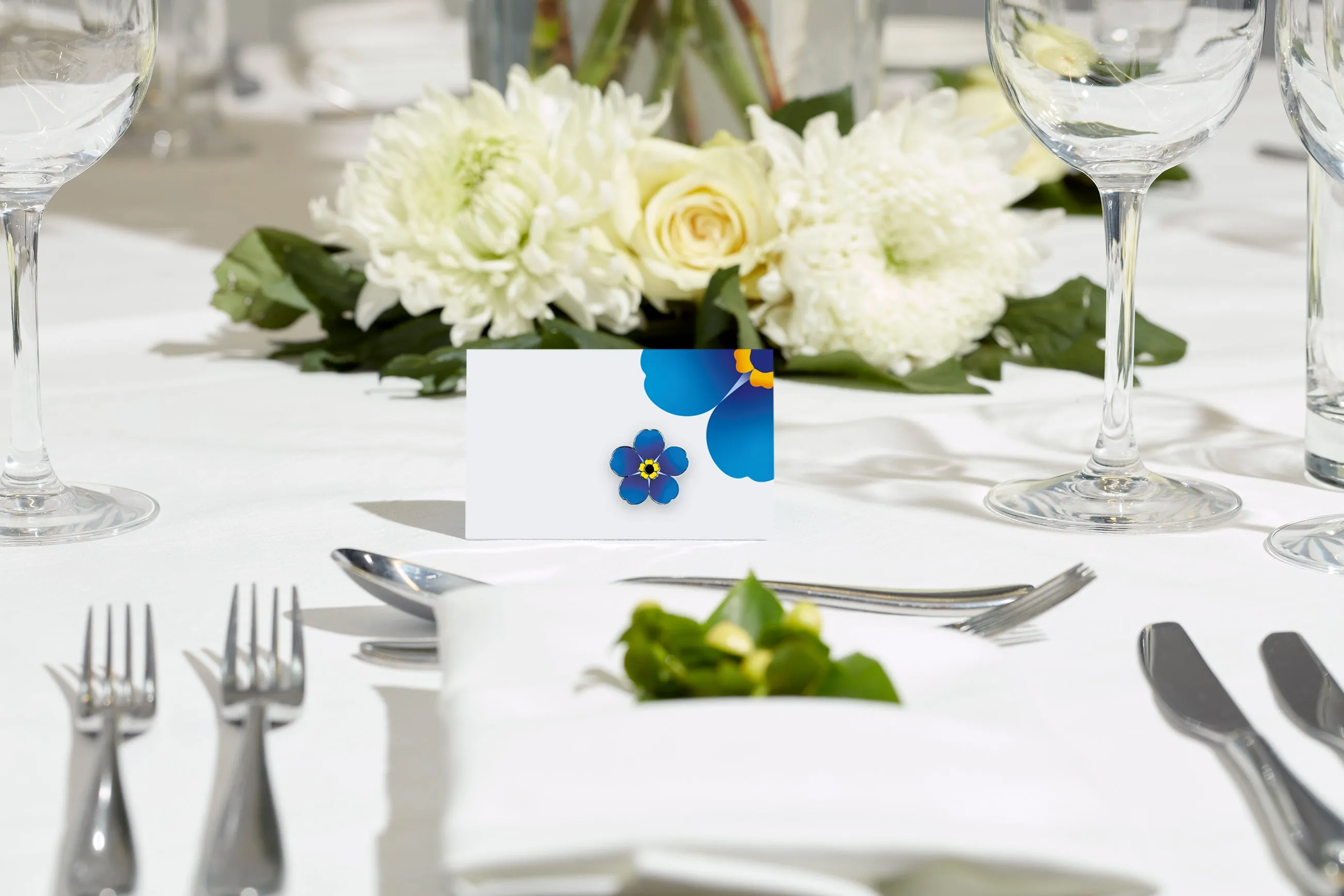 Bamboo forget-me-not flower pin badge and wedding table cards x 10
