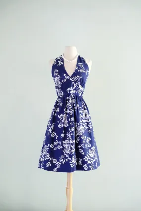 Cutest 1970's Summer Floral Halter Mini Dress in Navy & White / Sz SM
