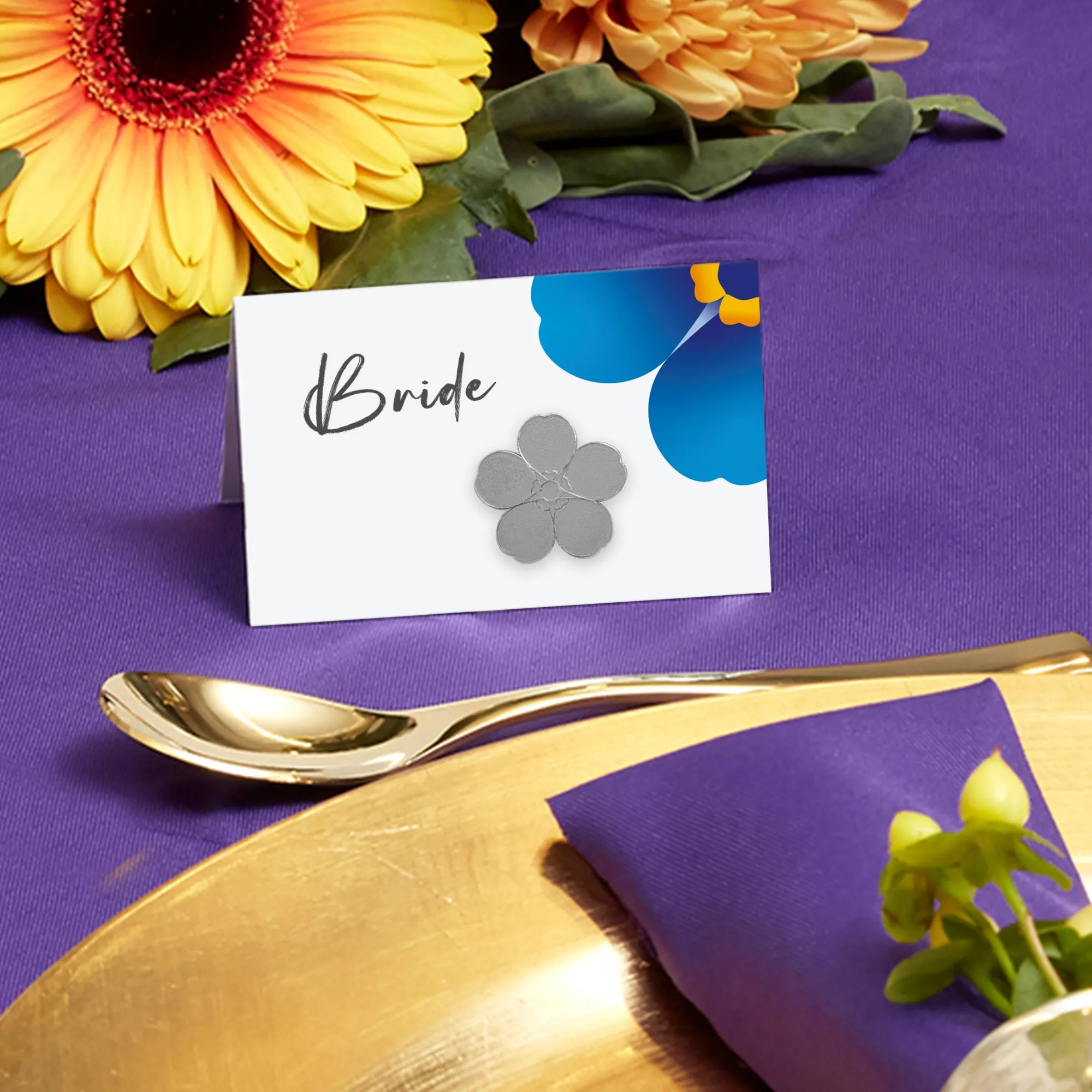 Silver metal forget-me-not flower pin badge and wedding table cards x 10